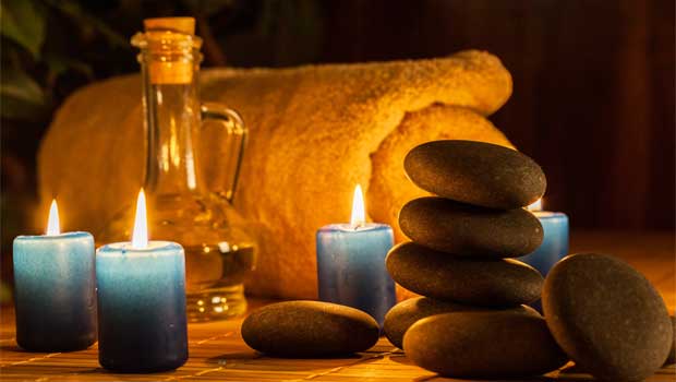 Esenciální oleje - aromaterapie - ilustrační foto